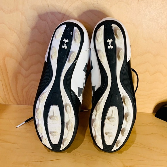 Under Armour Kids Cleats - Picture 6 of 8